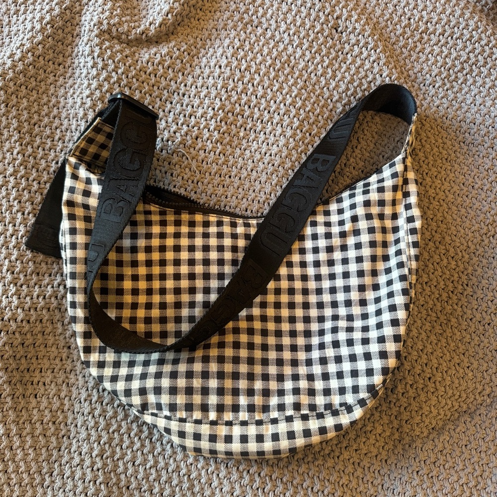 Baggu Medium Crescent Bag